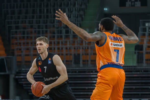 例如在20 例如在20